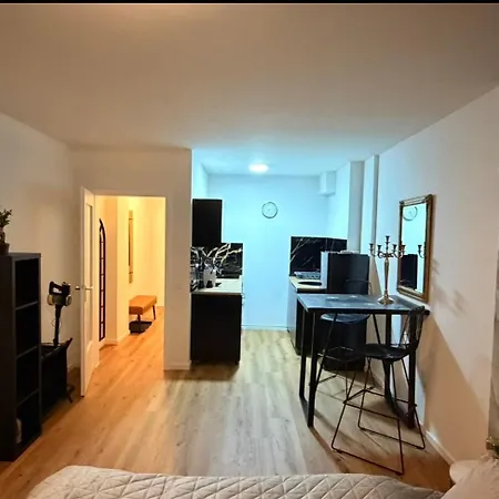 Modernescity Innenstadt, Balkon Apartamento Augsburgo